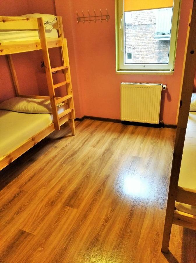 Jopi Hostel Katowice Centrum Εξωτερικό φωτογραφία