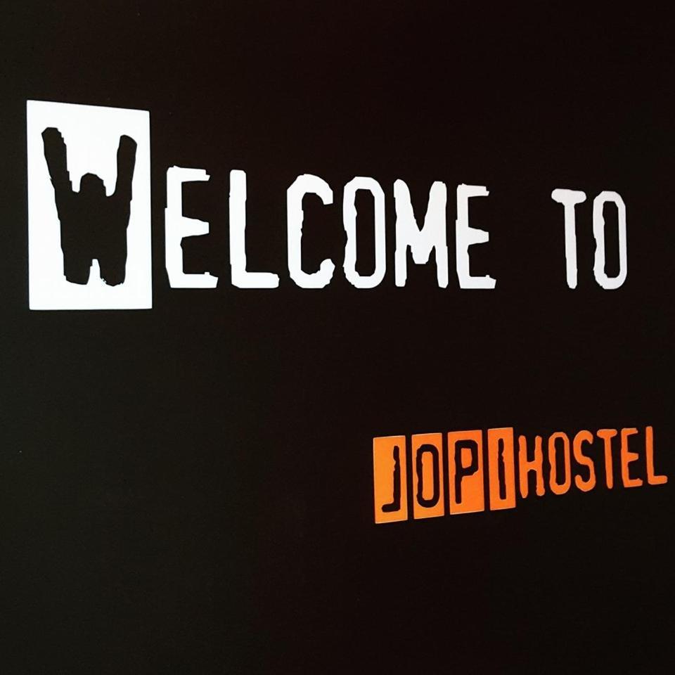 Jopi Hostel Katowice Centrum Εξωτερικό φωτογραφία